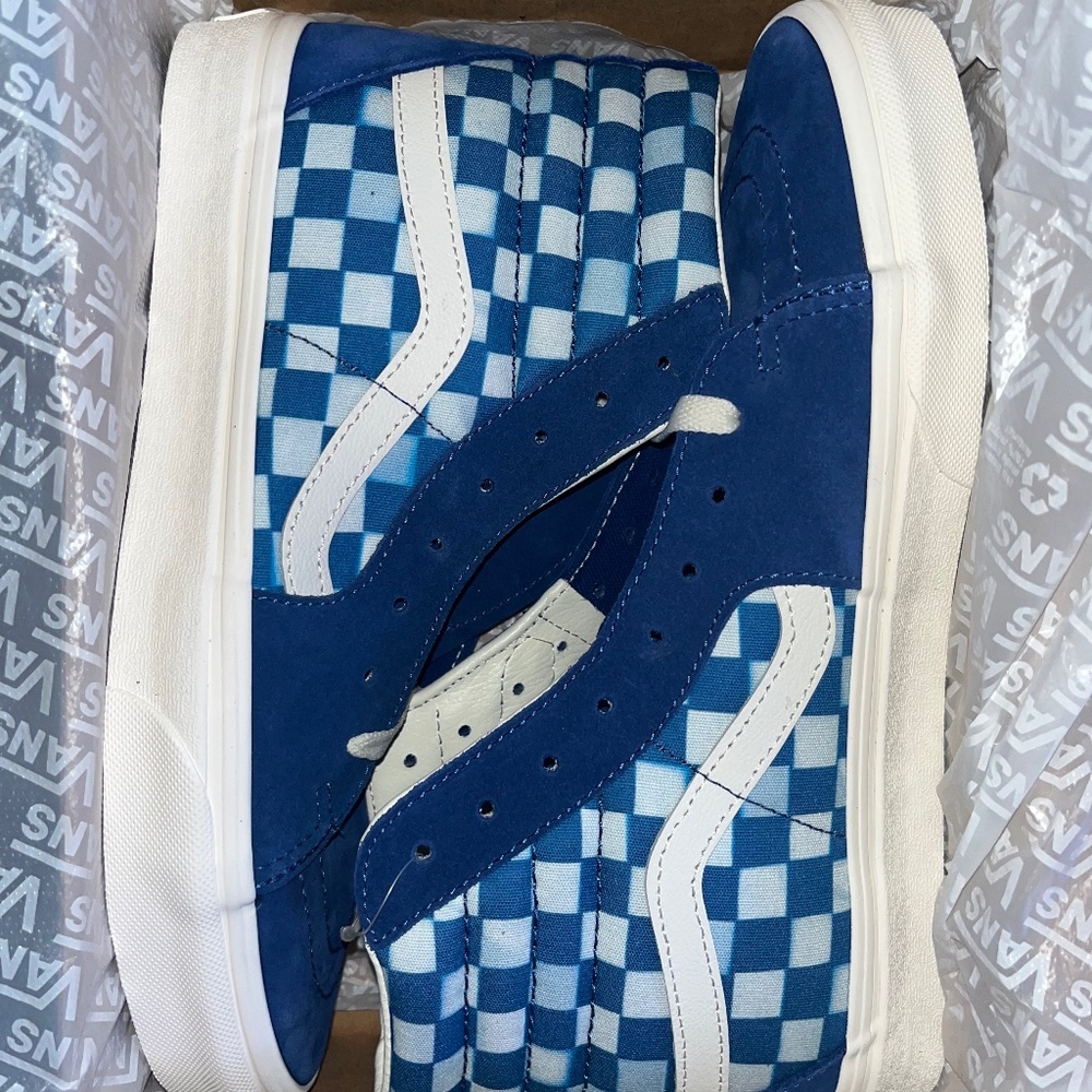 Sk8-Hi Solar Floral